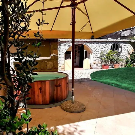 Laura Ika-lovran 80 M2 With Private 100 M2 Garden Hot Tub Free Parking Apartment